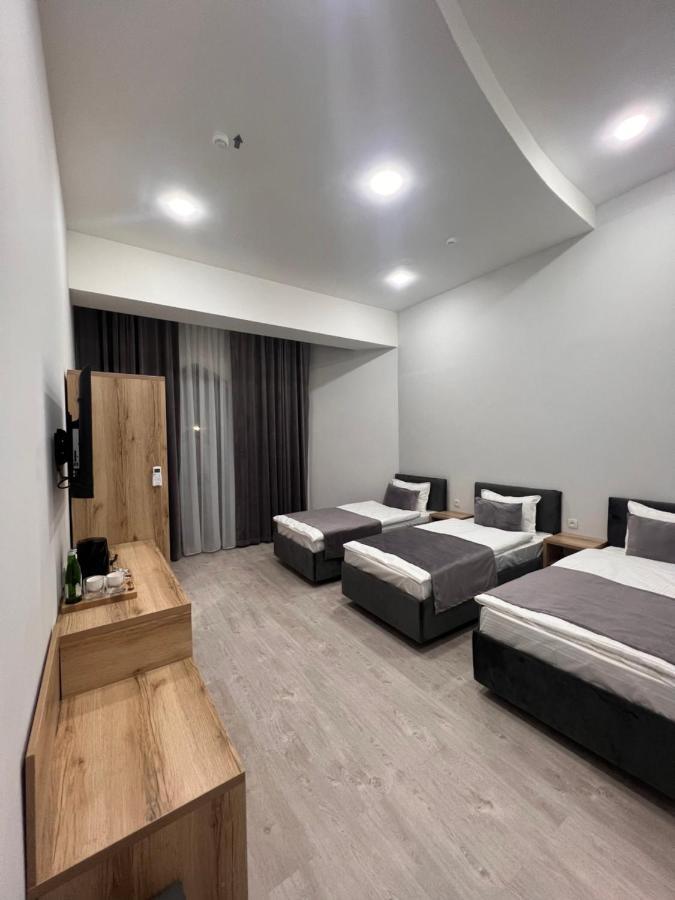 Rever Hotel Tasjkent Buitenkant foto